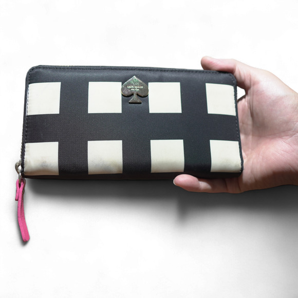 Kate Spade Neda Grove Street printed Pop Art Check Zip Around Wallet Girly GUC - Picture 6 of 15